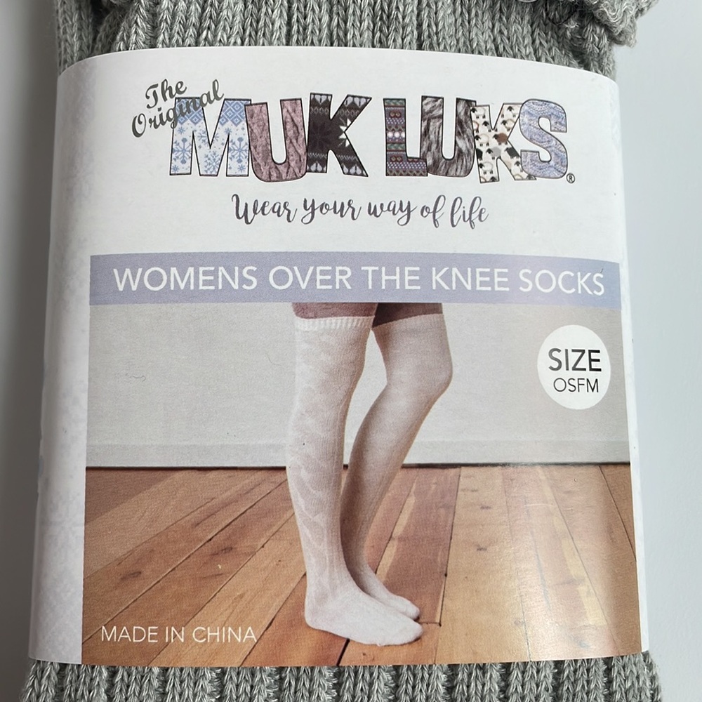 *Muk Luks Knee Socks - Picture 3 of 8